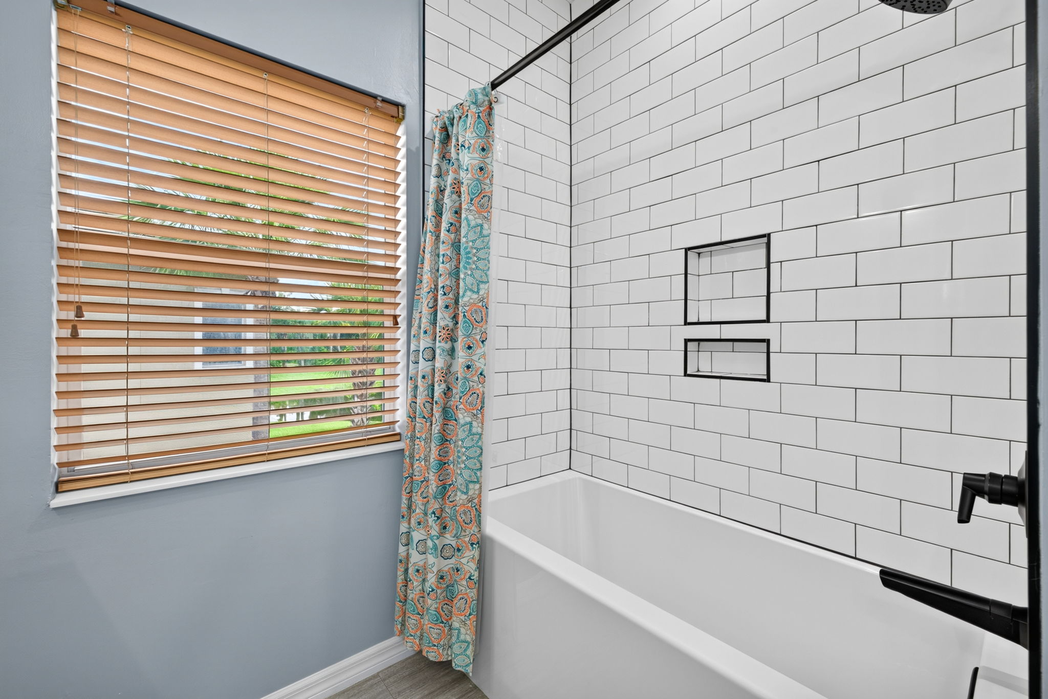 Guest Bathroom 1 - 1 of 3
