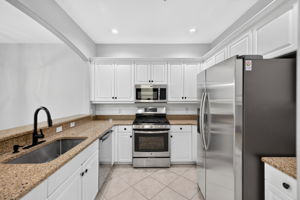 Kitchen 1 of 4