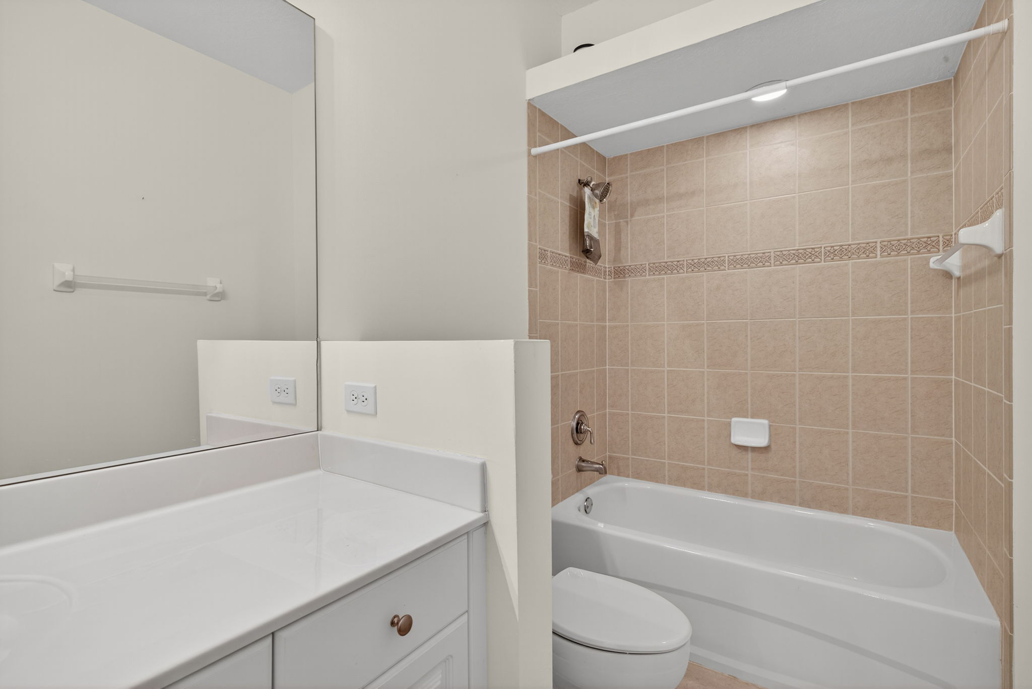 Guest Bathroom 1 of 2