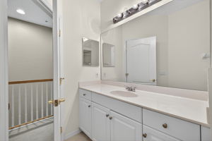 Guest Bathroom 2 of 2