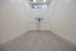  Photo 32