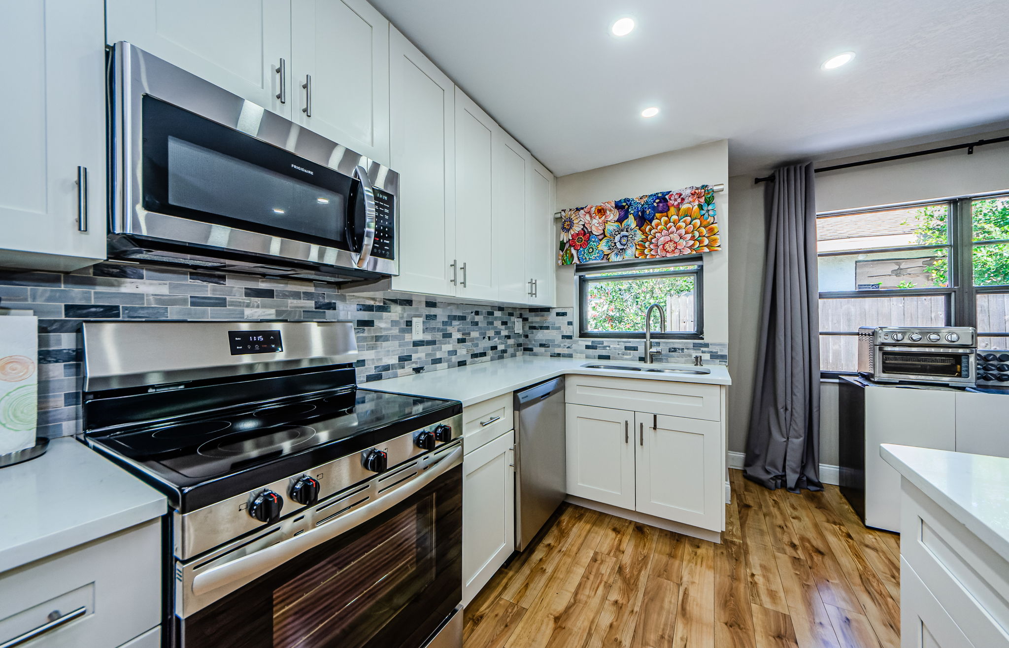 Kitchen 4