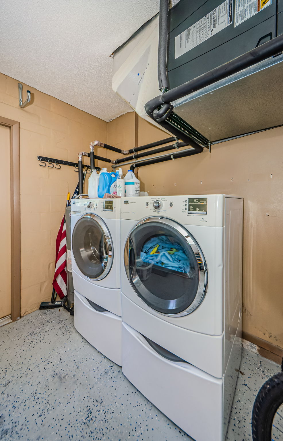 Laundry Room 1