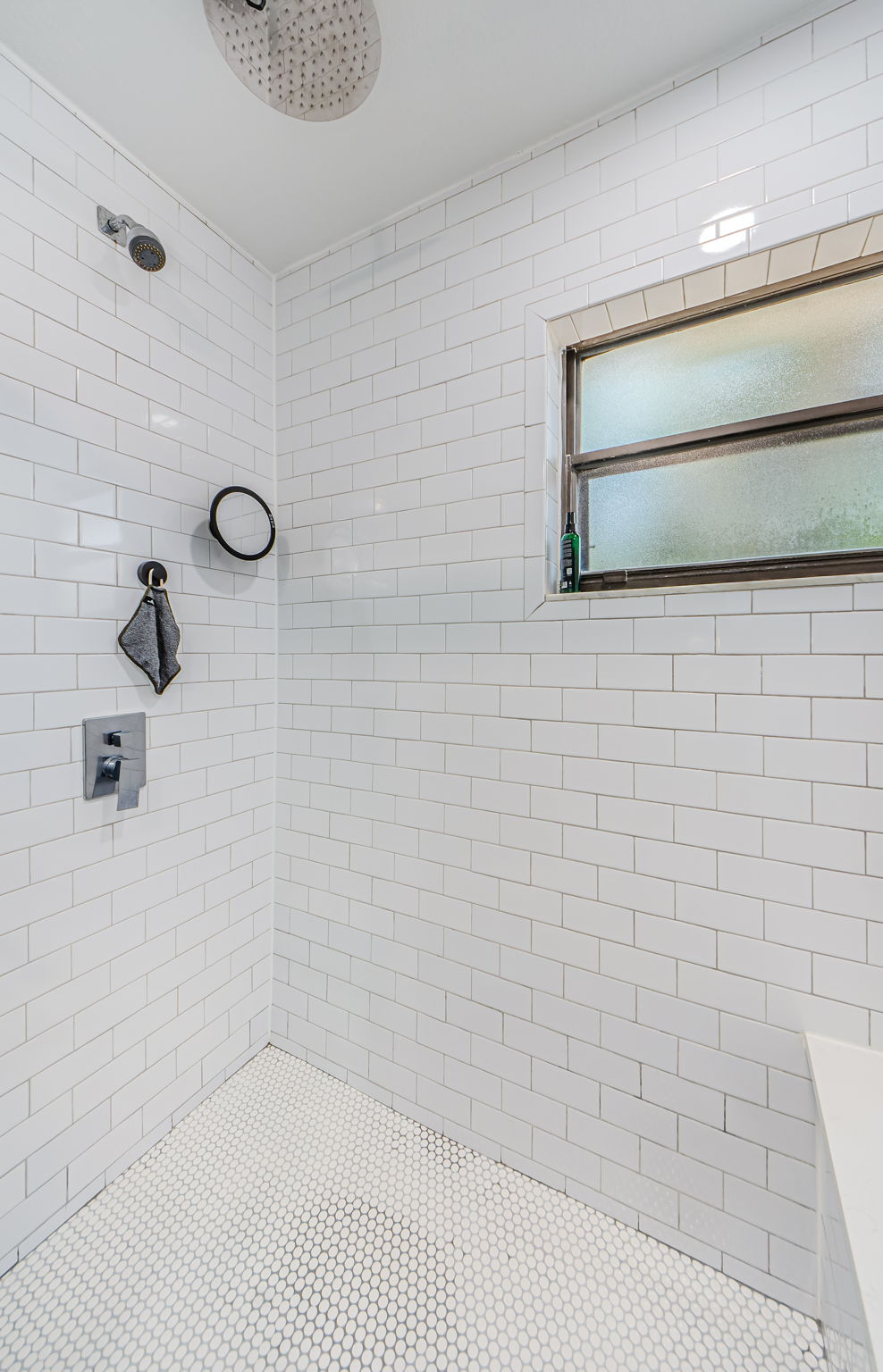 Master Bathroom 1c