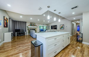 Kitchen 5