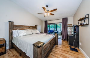 Master Bedroom 1b