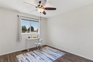 Bedroom/Office