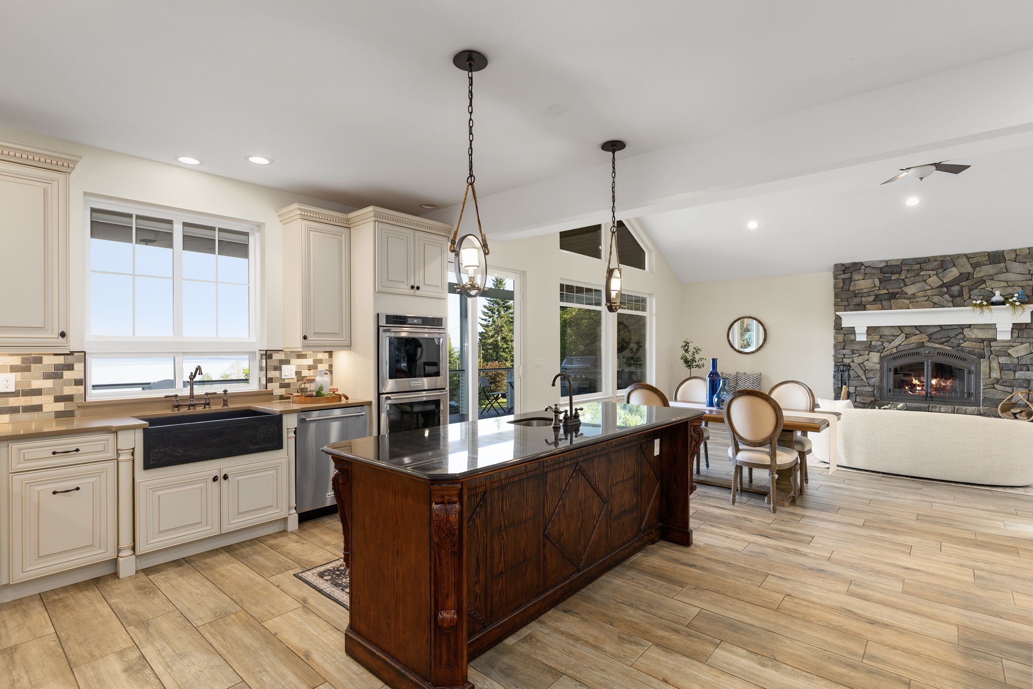 Custom farmhouse sink double oven...VIEWS!