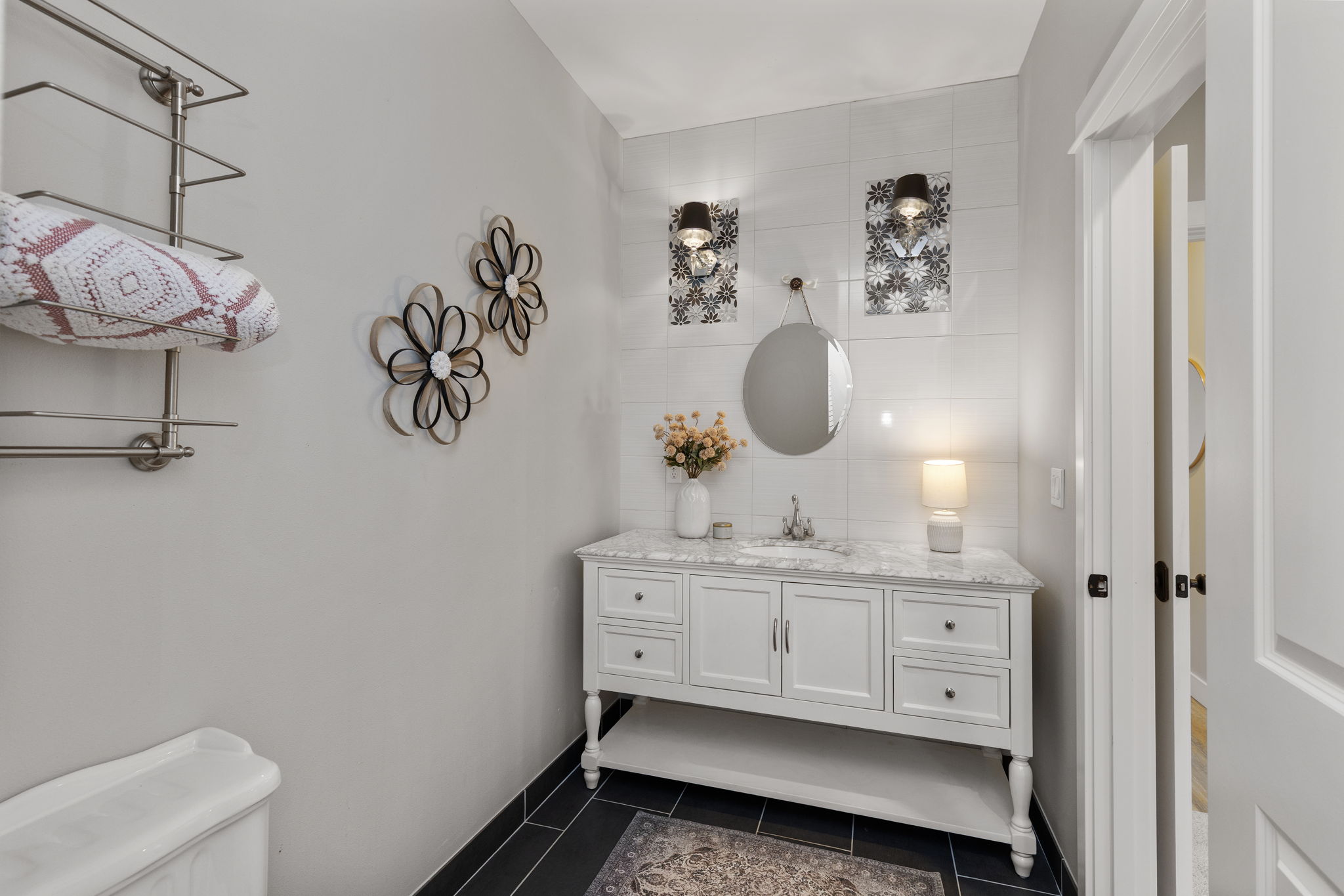 Full bath attached to the lower level bedroom with room sized closet!