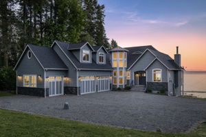 Welcome to 32326 Hoffman Rd NE, Kingston. Your waterfront oasis.