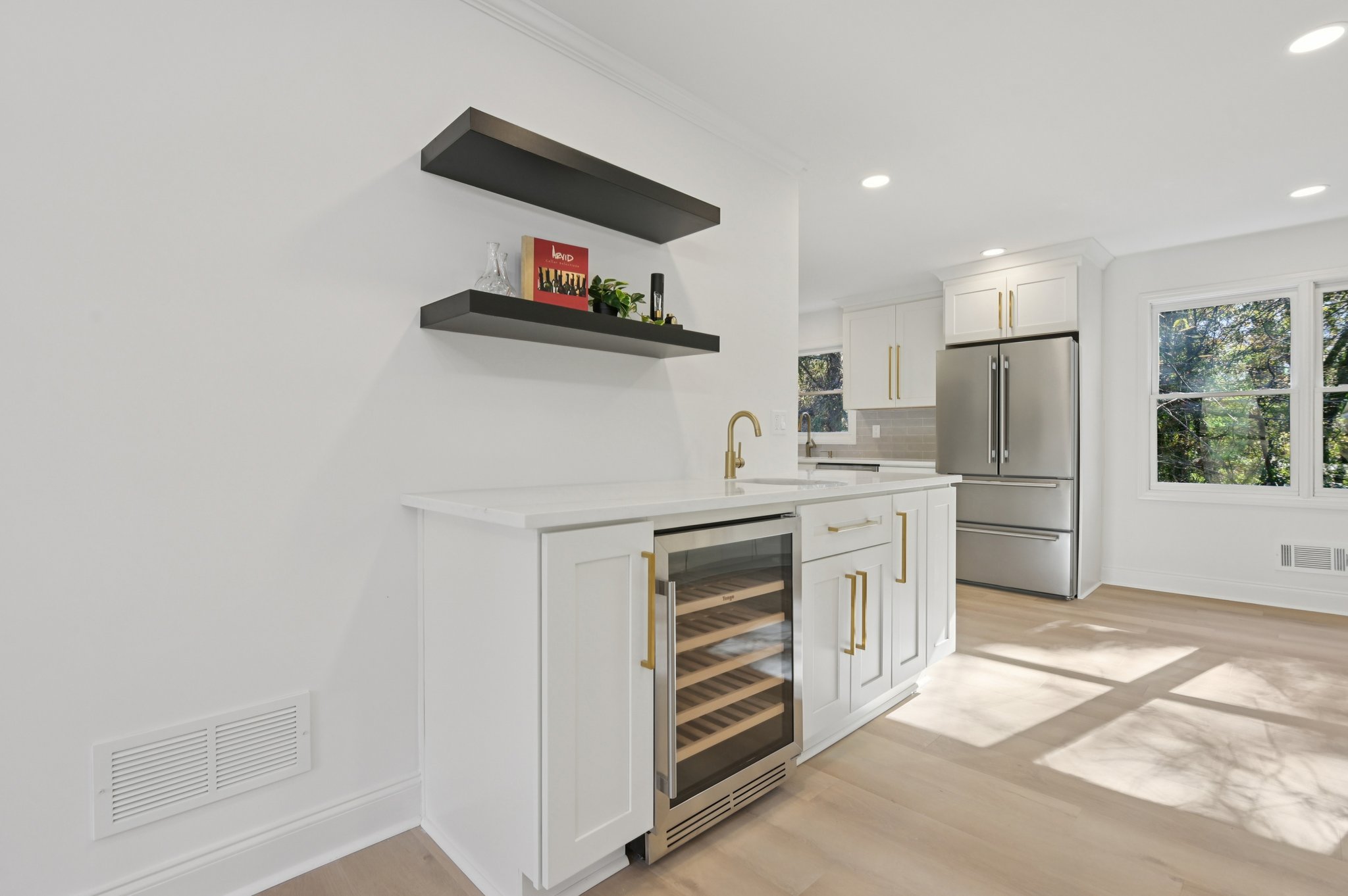 Bolero Pass-L1211-020.jpg