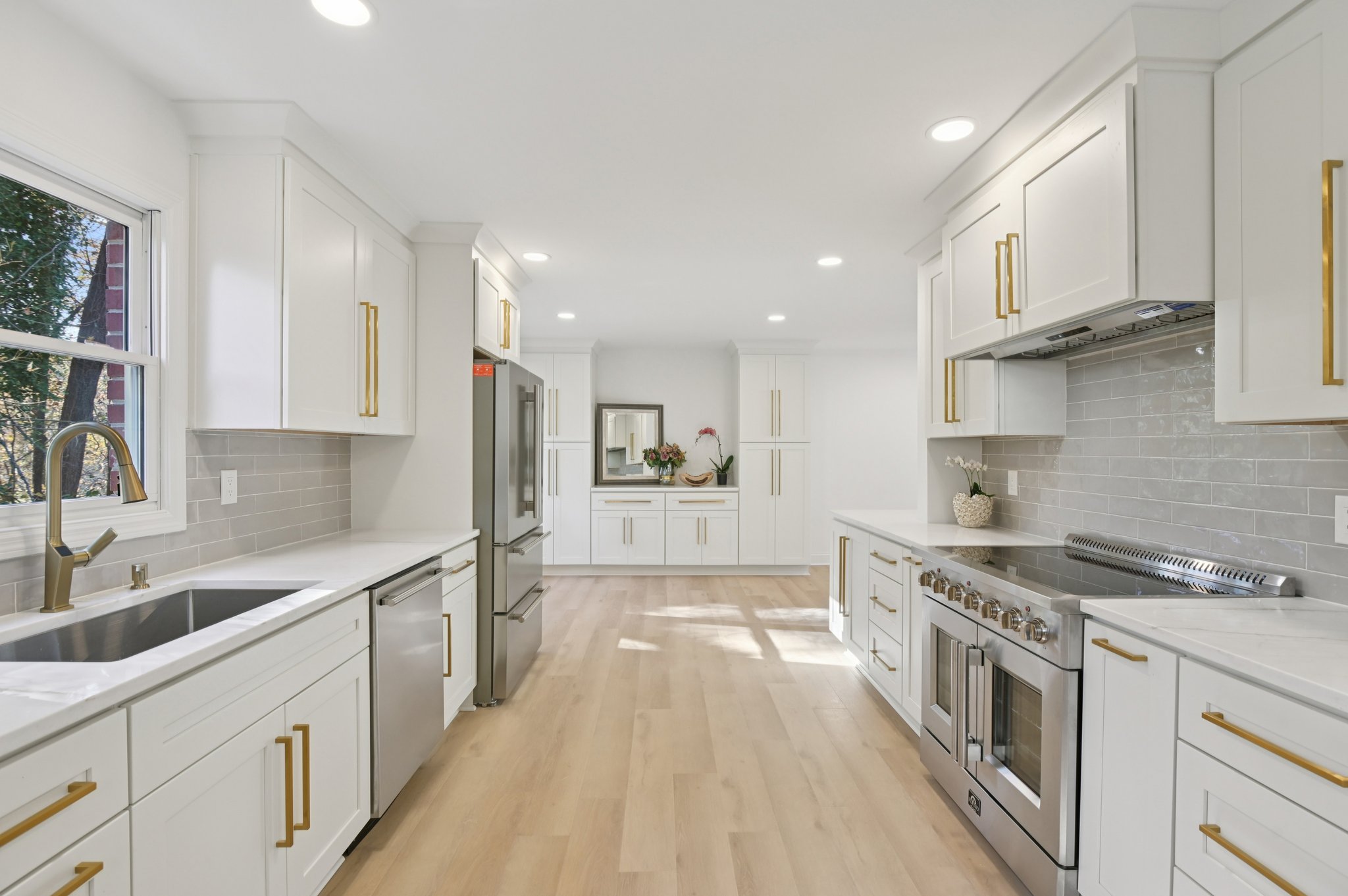 Bolero Pass-L1211-025.jpg