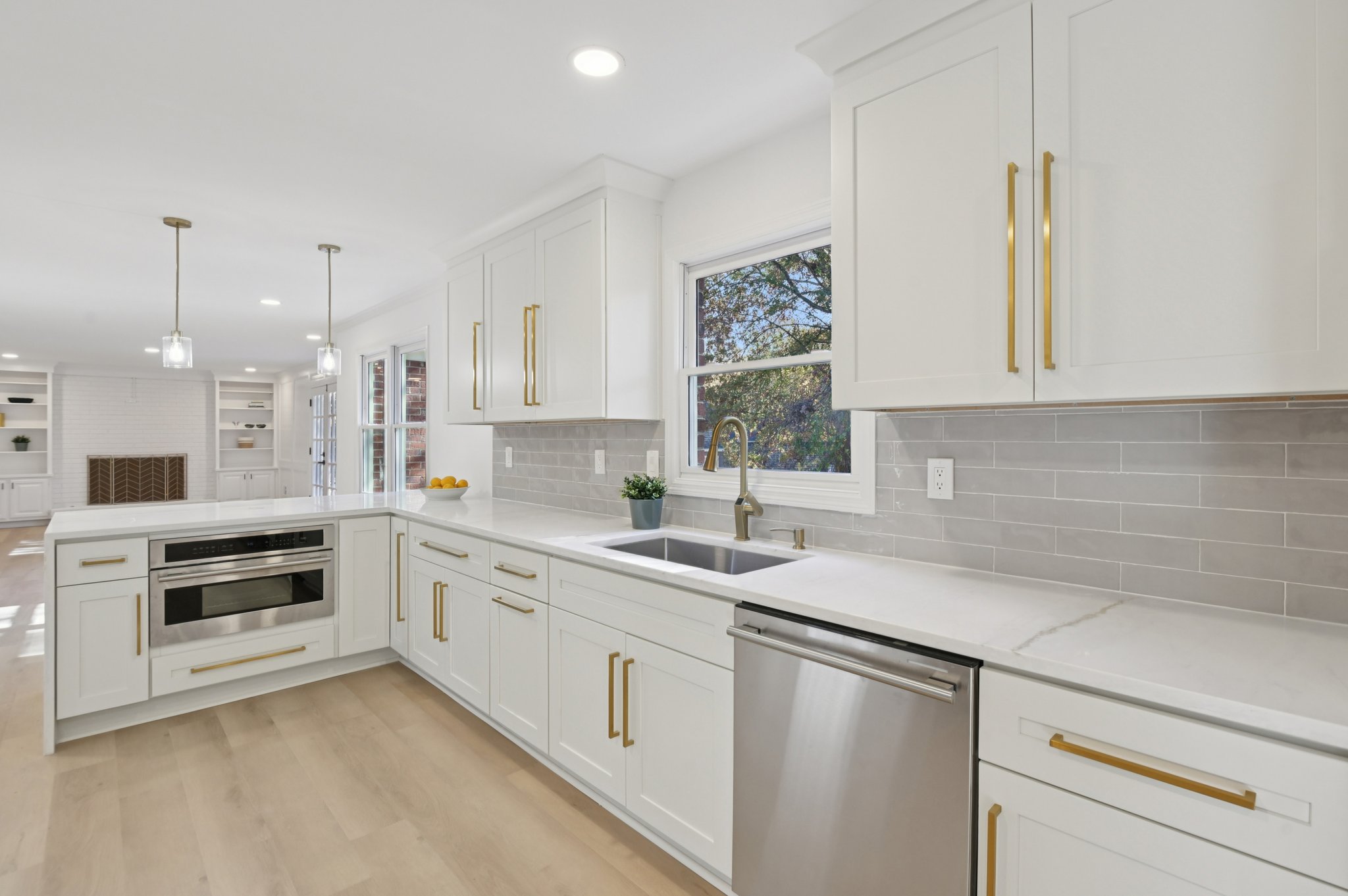 Bolero Pass-L1211-032.jpg