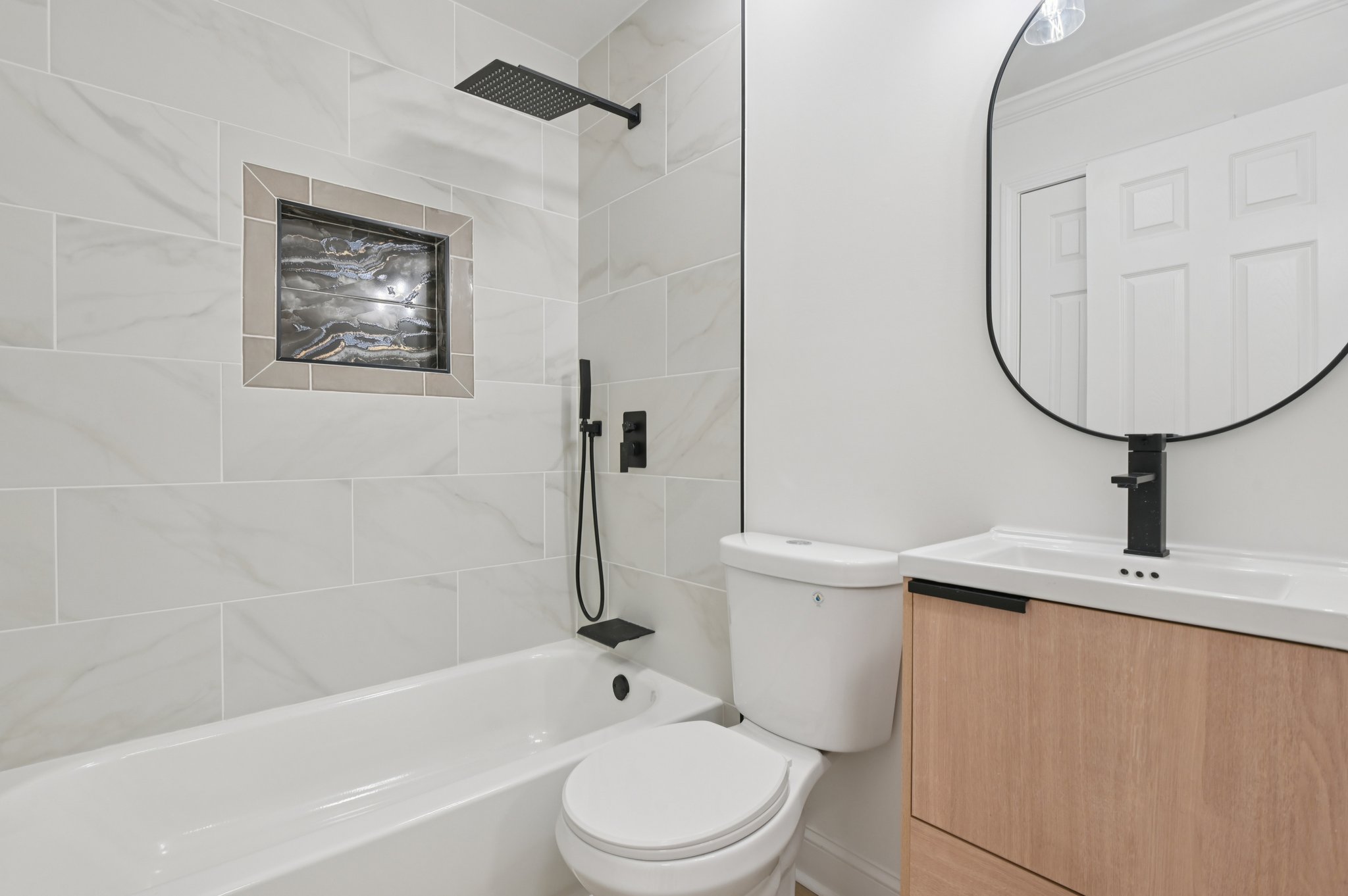 Bolero Pass-L1211-037.jpg