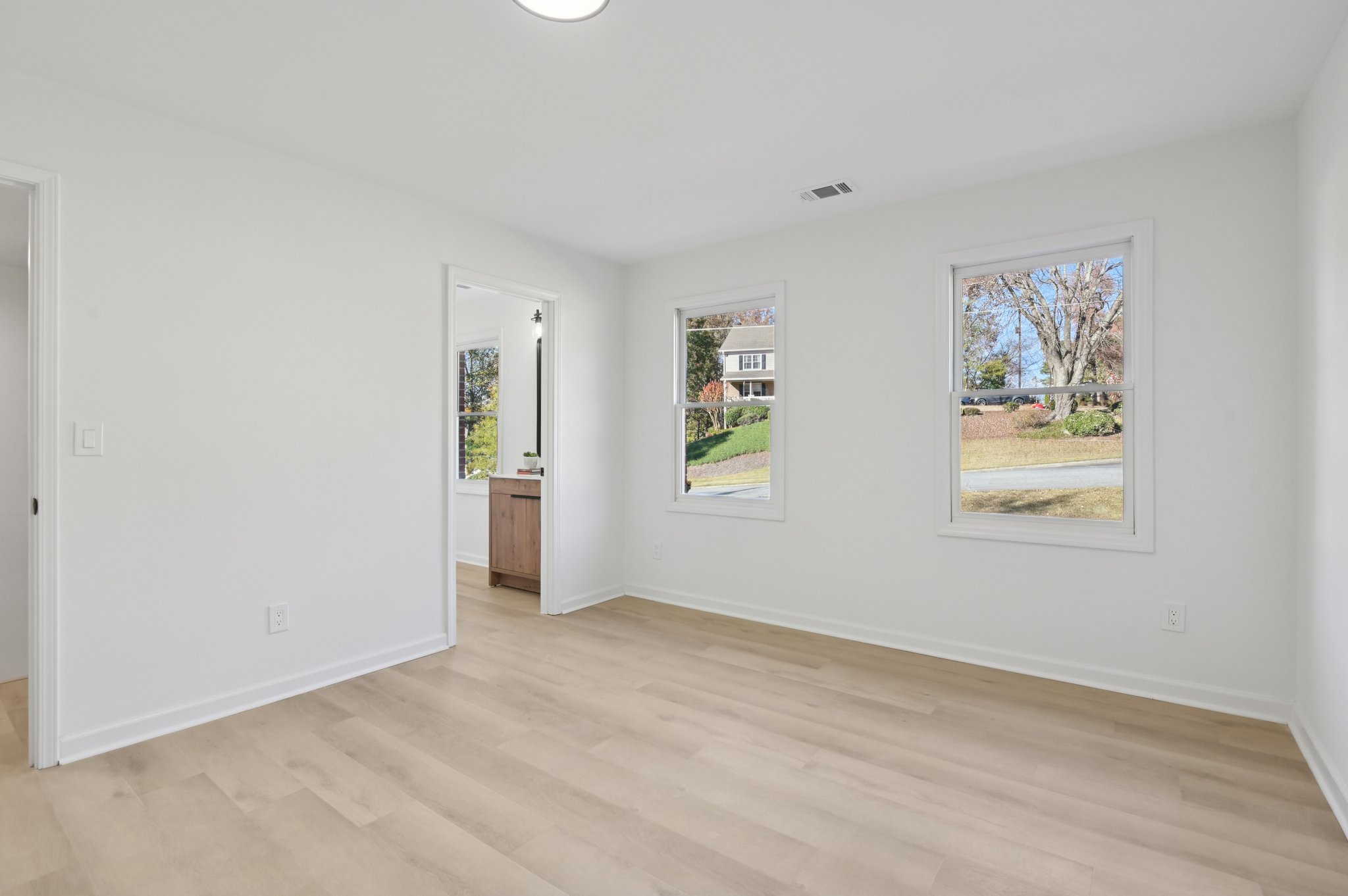 Bolero Pass-L1211-045.jpg