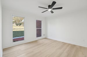 Bolero Pass-L1211-033.jpg