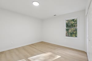 Bolero Pass-L1211-050.jpg