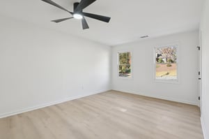 Bolero Pass-L1211-053.jpg