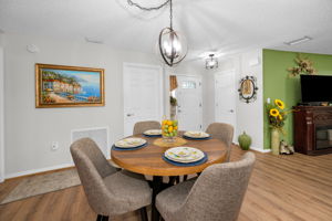 Dining Room3