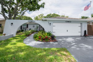 Front Exterior7