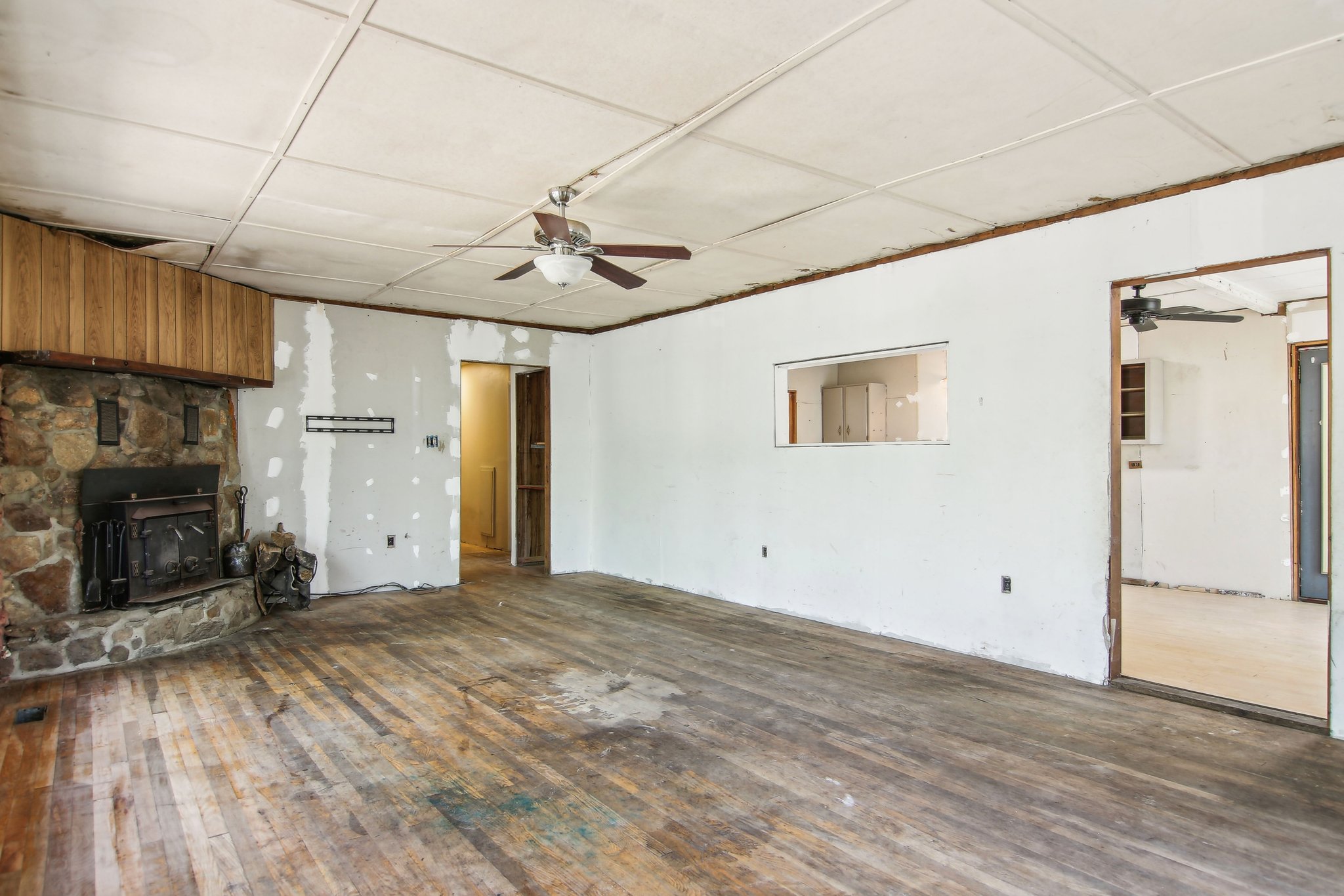 Hebron Rd-1604-009.jpg