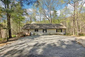Hebron Rd-1604-001.jpg