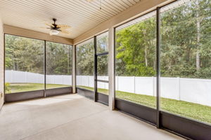 Screened-in Porch