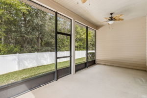 Screened-in Porch