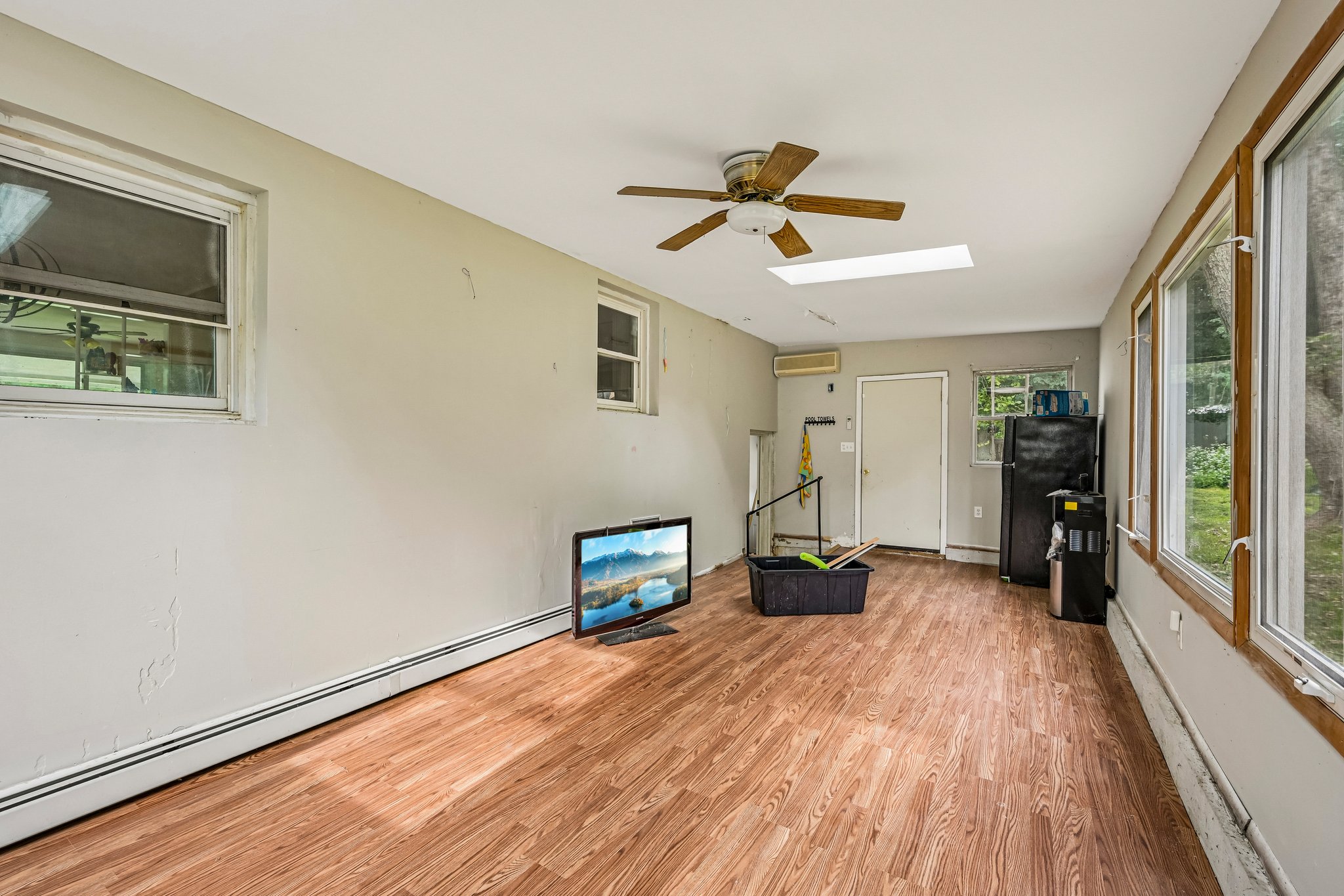 Marilyn Ave-S2409-042.jpg