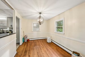 Marilyn Ave-S2409-011.jpg
