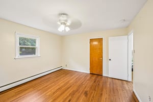 Marilyn Ave-S2409-029.jpg