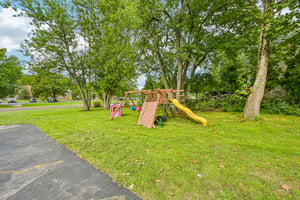 Marilyn Ave-S2409-043.jpg
