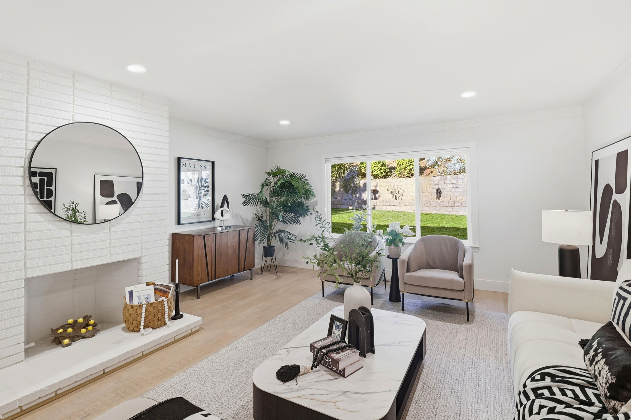 011_f8_3236 Brittan Ave