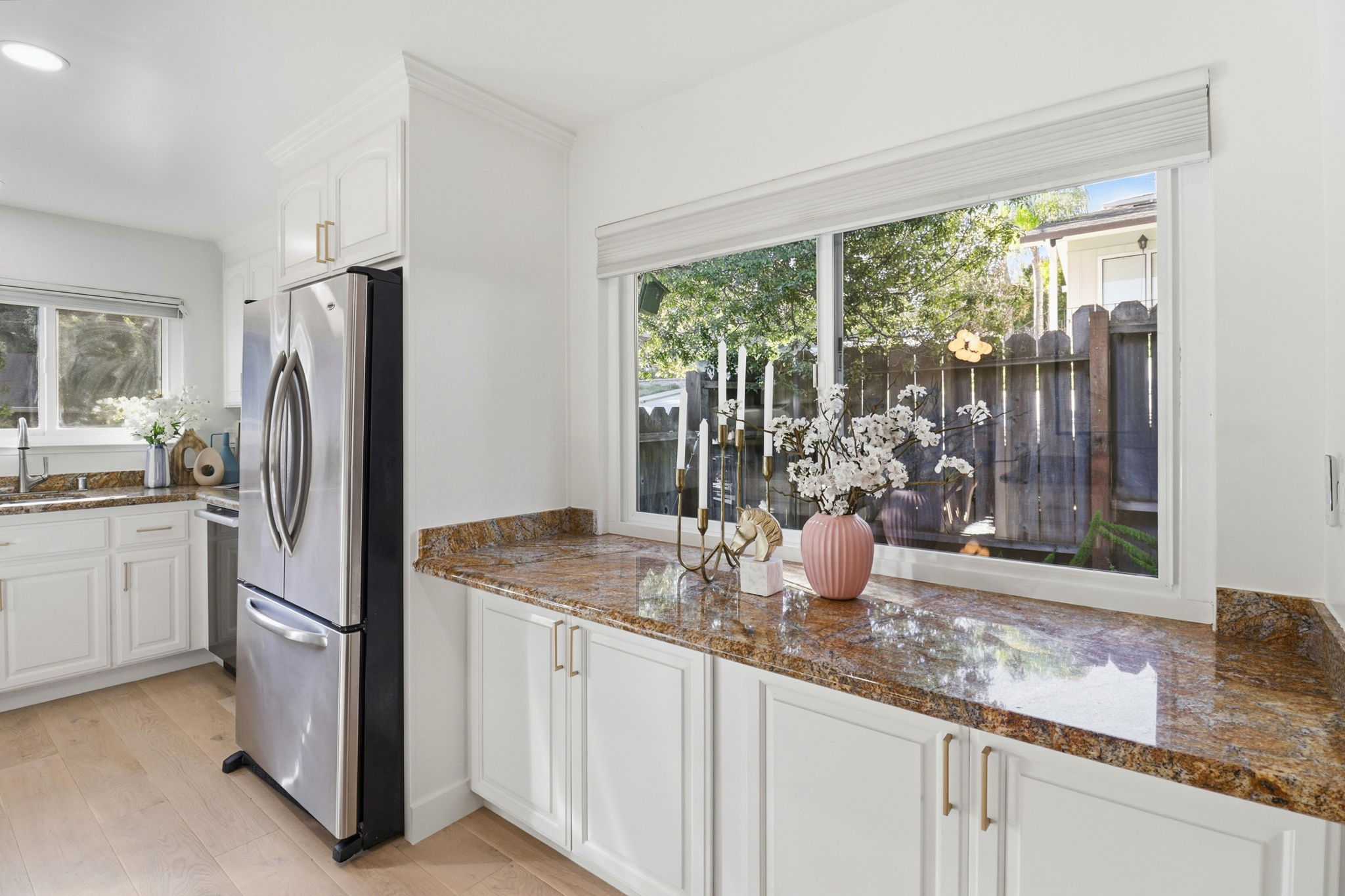 017_f8_3236 Brittan Ave