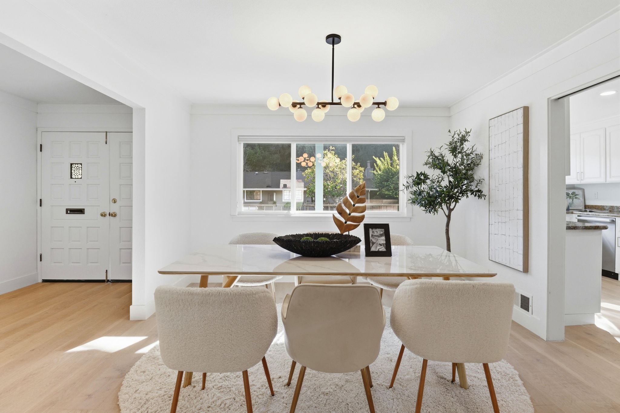 022_f8_3236 Brittan Ave