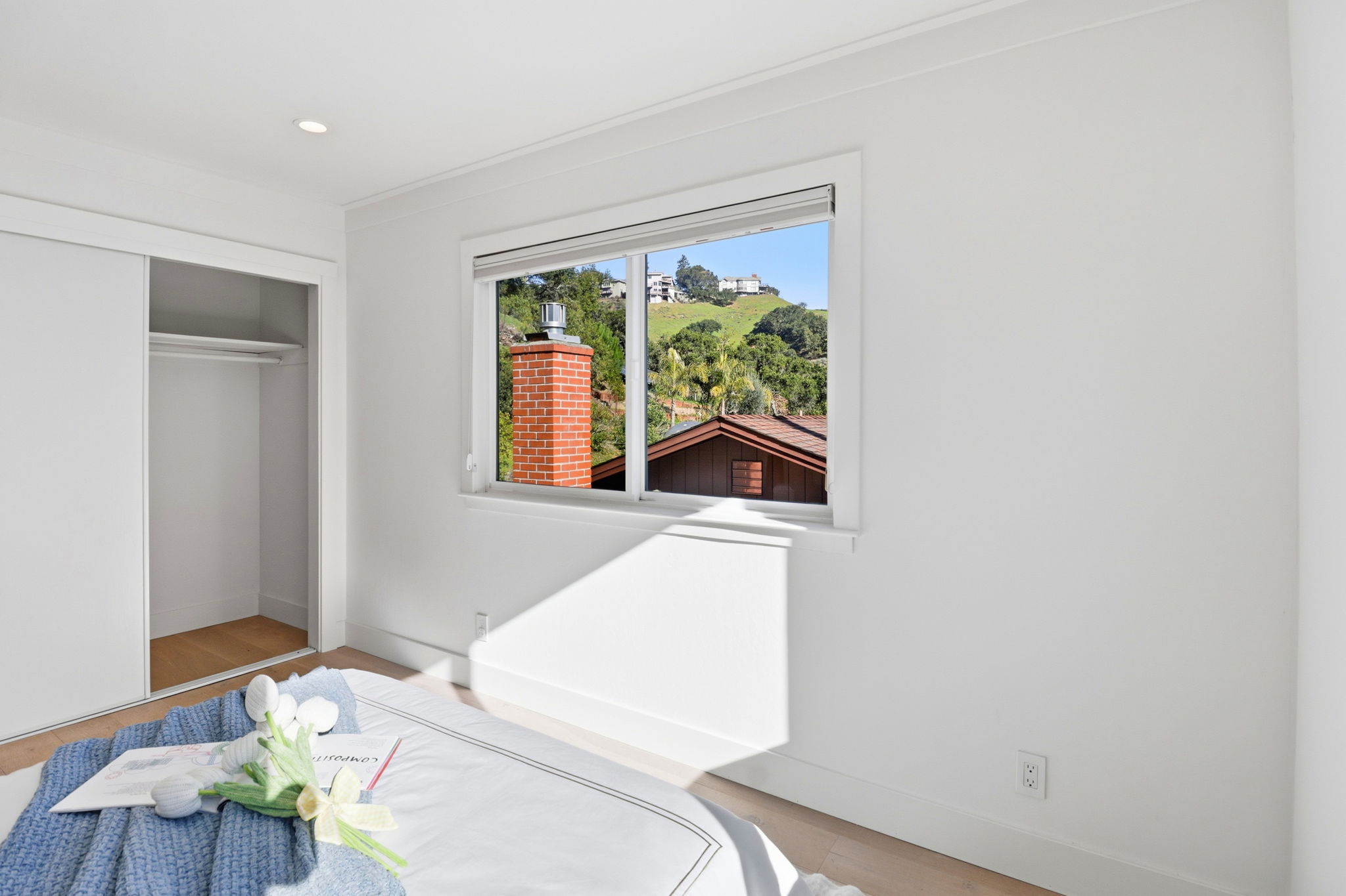 033_f8_3236 Brittan Ave