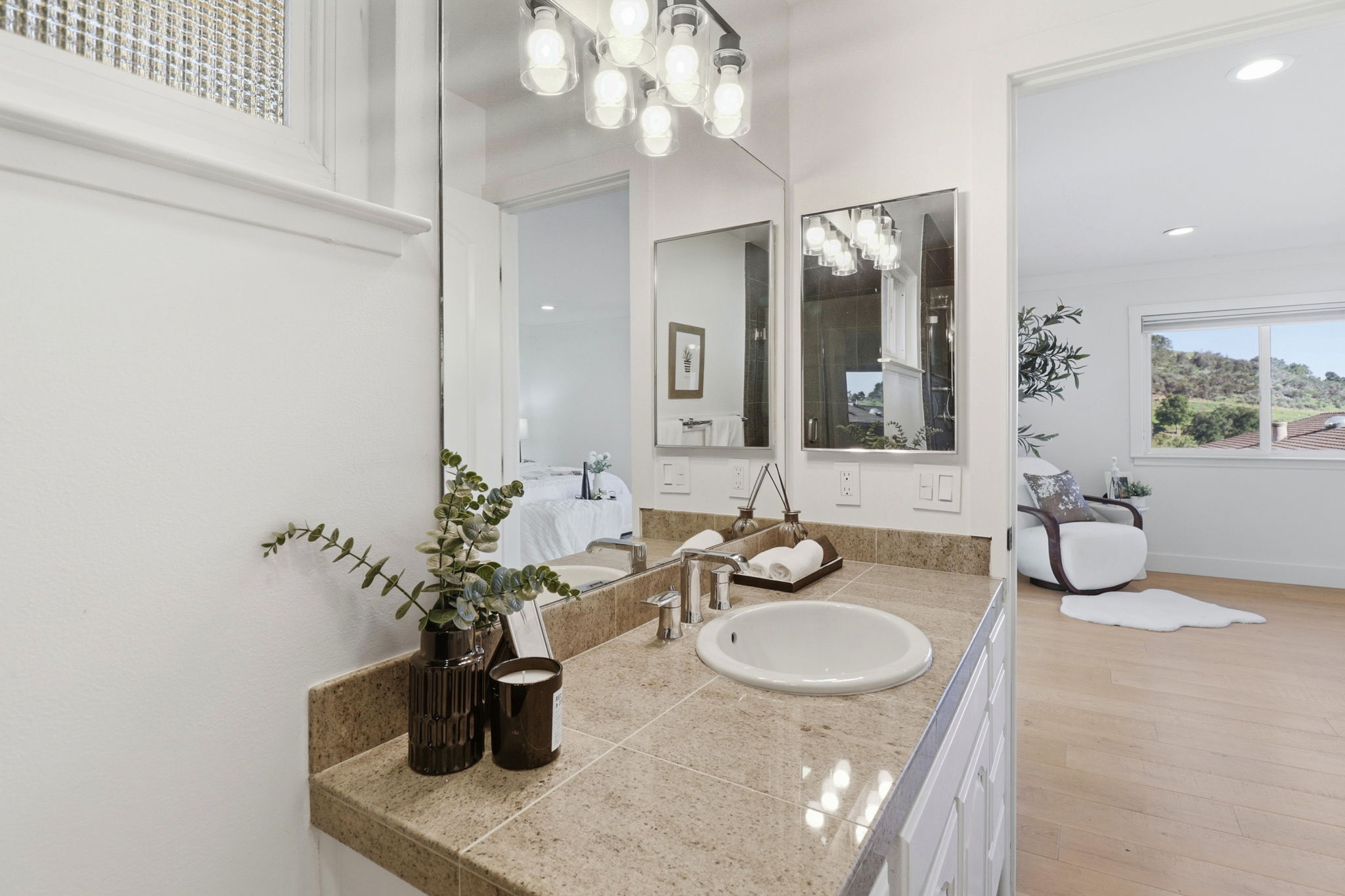 040_f8_3236 Brittan Ave