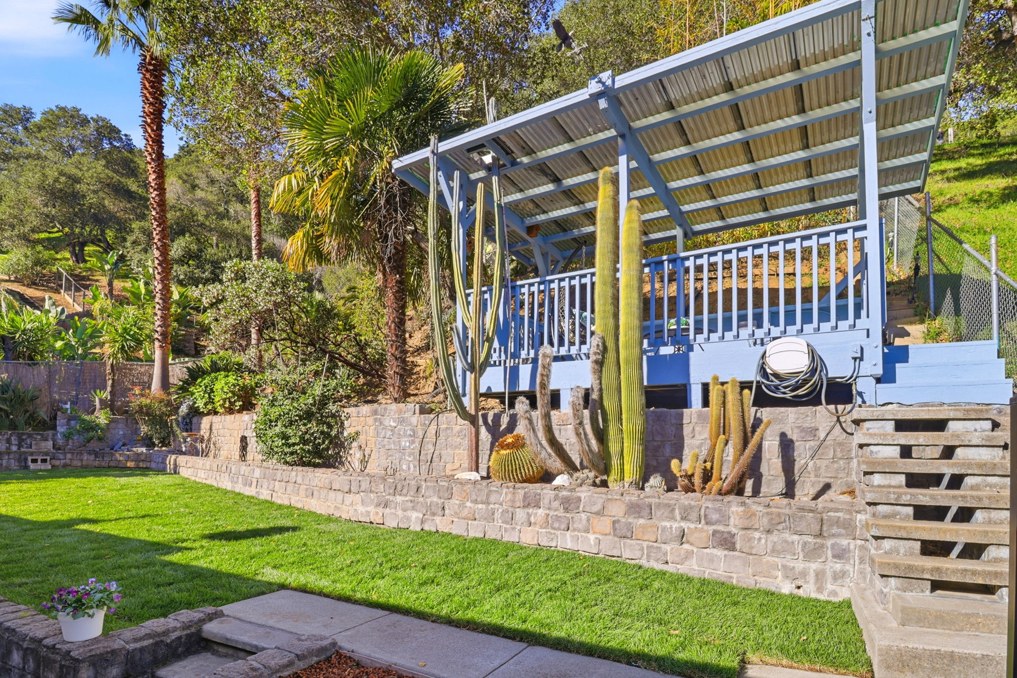 050_f8_3236 Brittan Ave