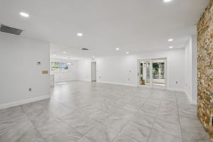 Knottypine Ave-S2911-004.jpg