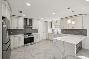 Knottypine Ave-S2911-009.jpg