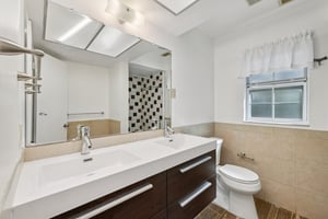 Knottypine Ave-S2911-026.jpg