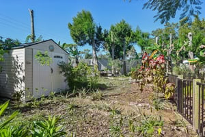 Knottypine Ave-S2911-040.jpg