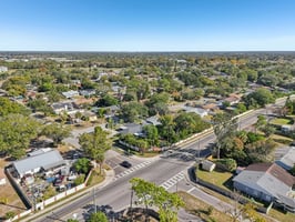 Knottypine Ave-S2911-059.jpg