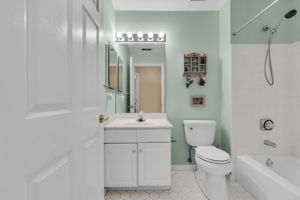  Photo 36