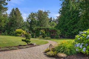 3237 Gravelly Beach Loop NW, Olympia, WA 98502, USA Photo 87