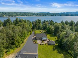 3237 Gravelly Beach Loop NW, Olympia, WA 98502, USA Photo 12