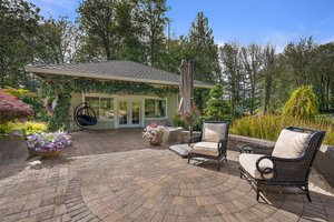 3237 Gravelly Beach Loop NW, Olympia, WA 98502, USA Photo 85