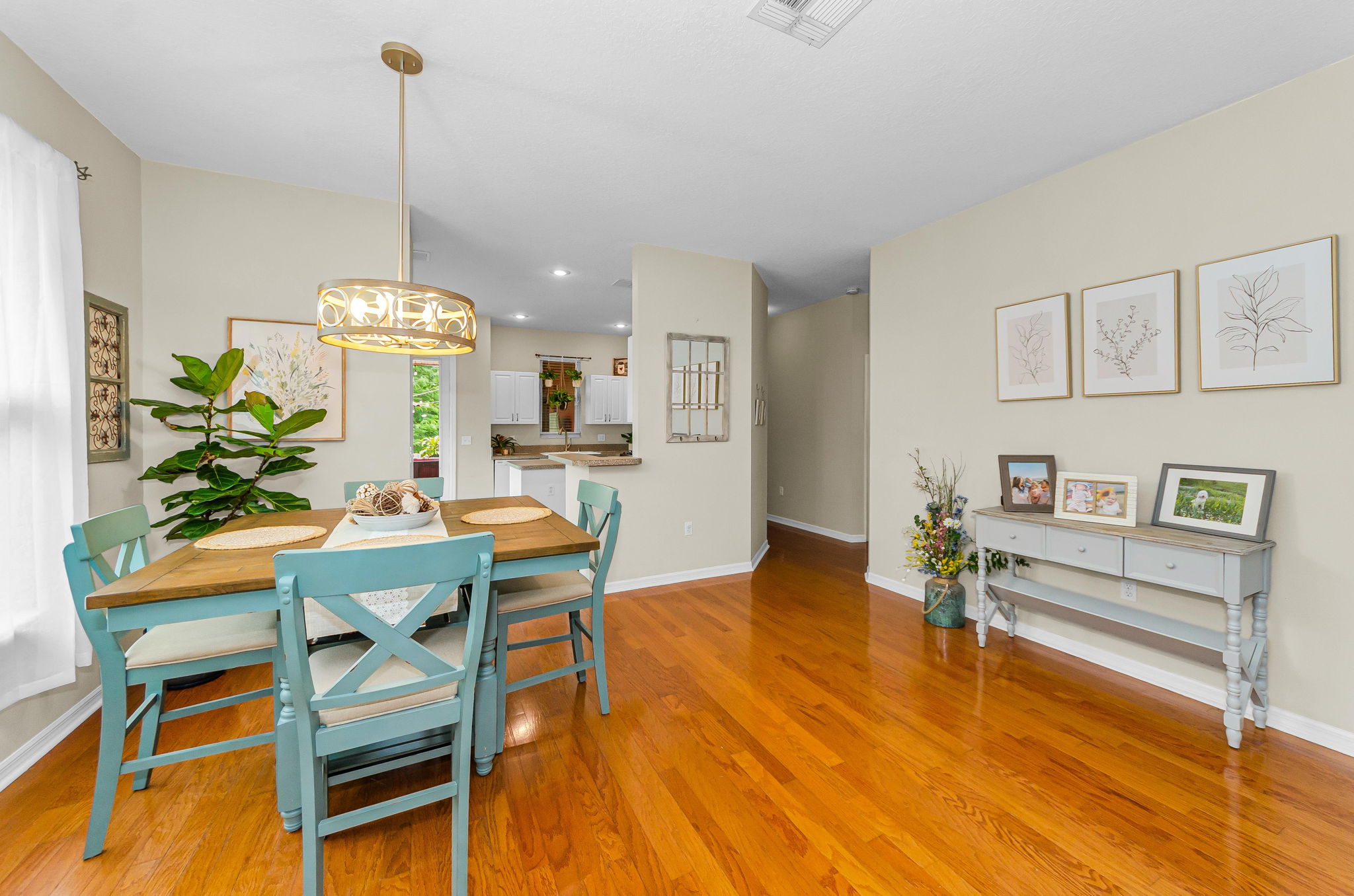 Dining Room4