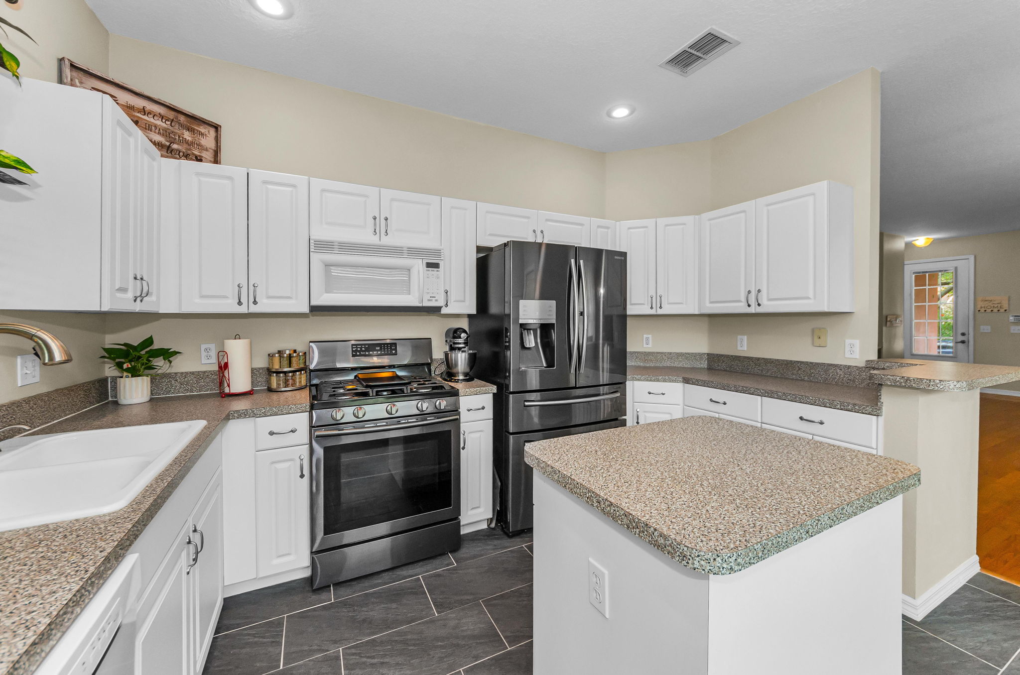Kitchen10