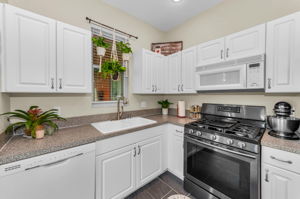 Kitchen2